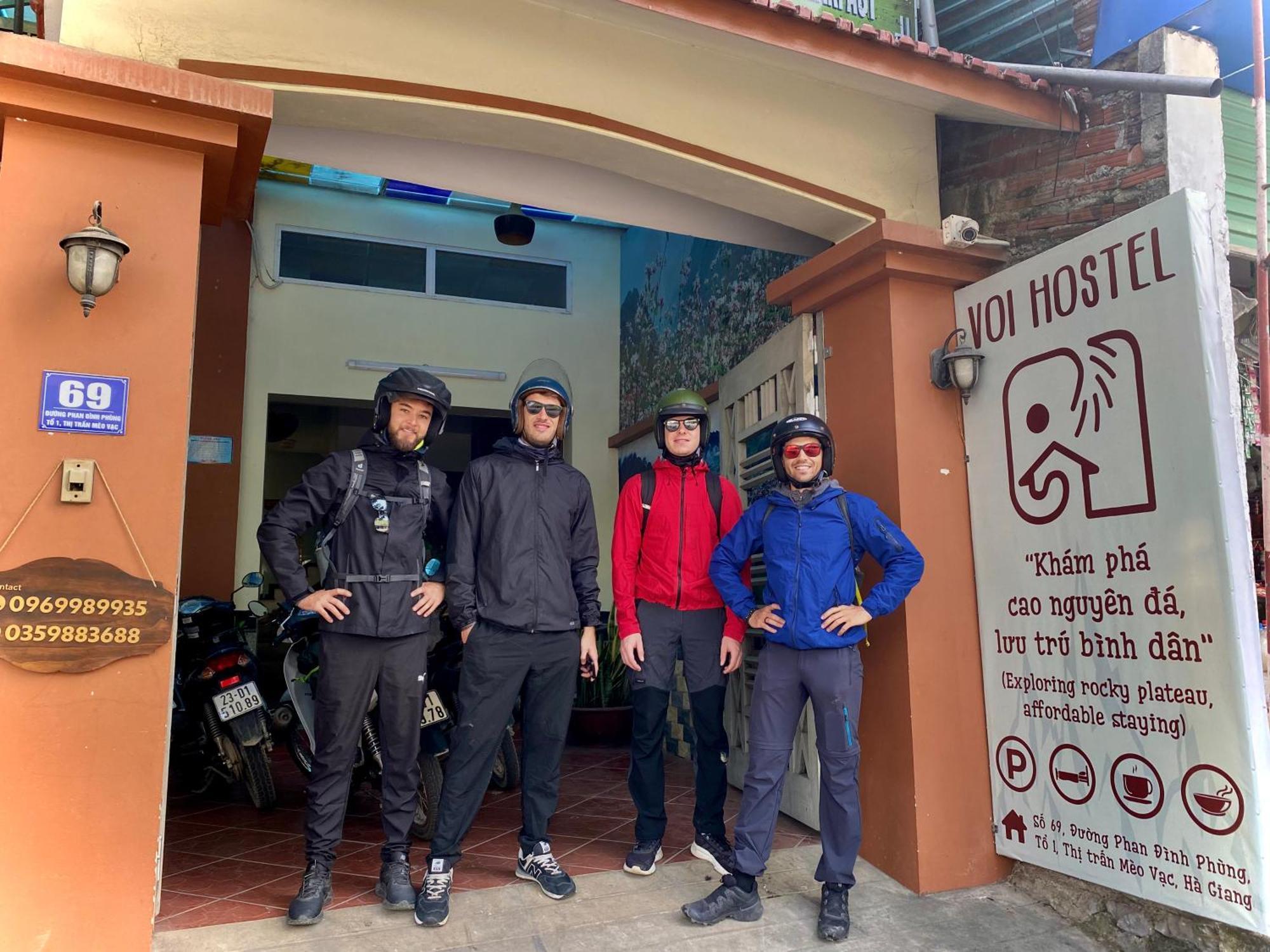Voi Meo Vac Hostel & Breakfast Exterior photo